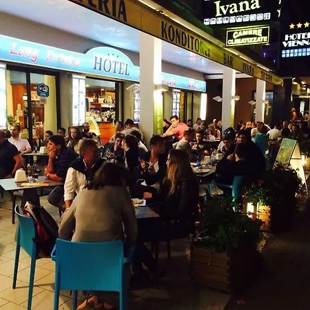 Hotel Ivana 3*
